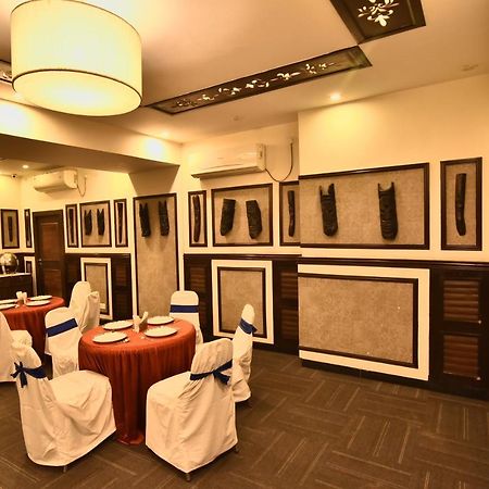 Casa Broadway-A Boutique Hotel コルカタ エクステリア 写真