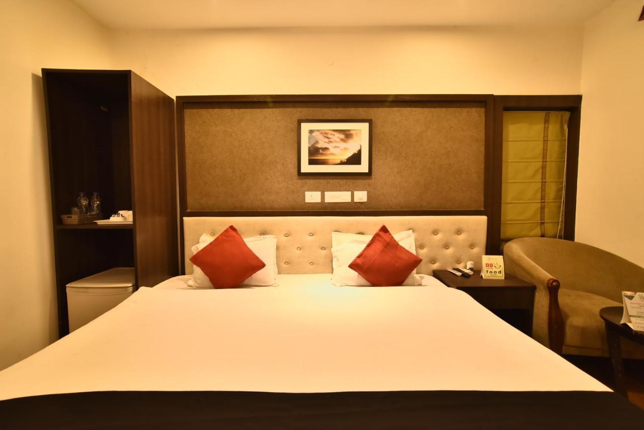 Casa Broadway-A Boutique Hotel コルカタ エクステリア 写真