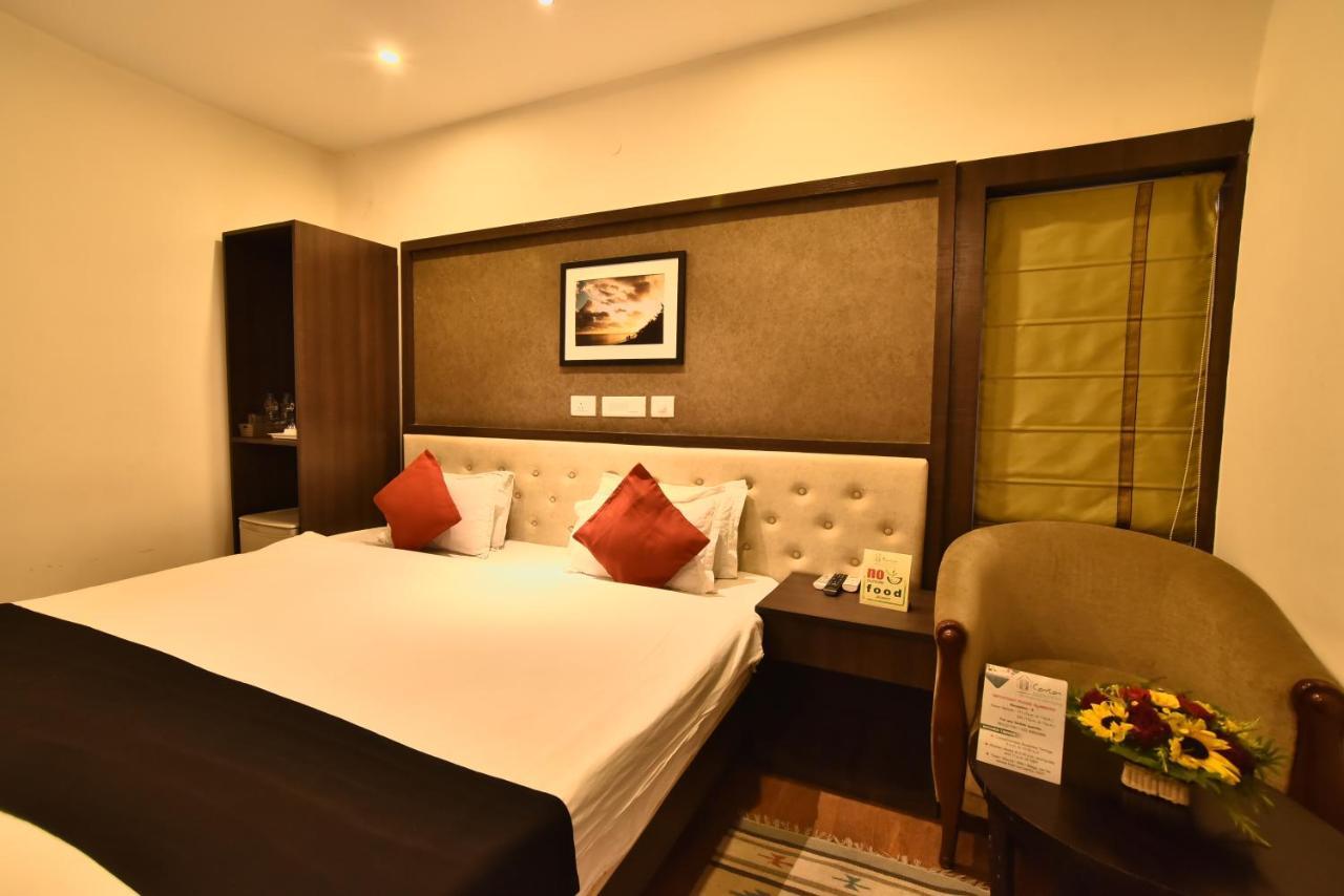 Casa Broadway-A Boutique Hotel コルカタ エクステリア 写真
