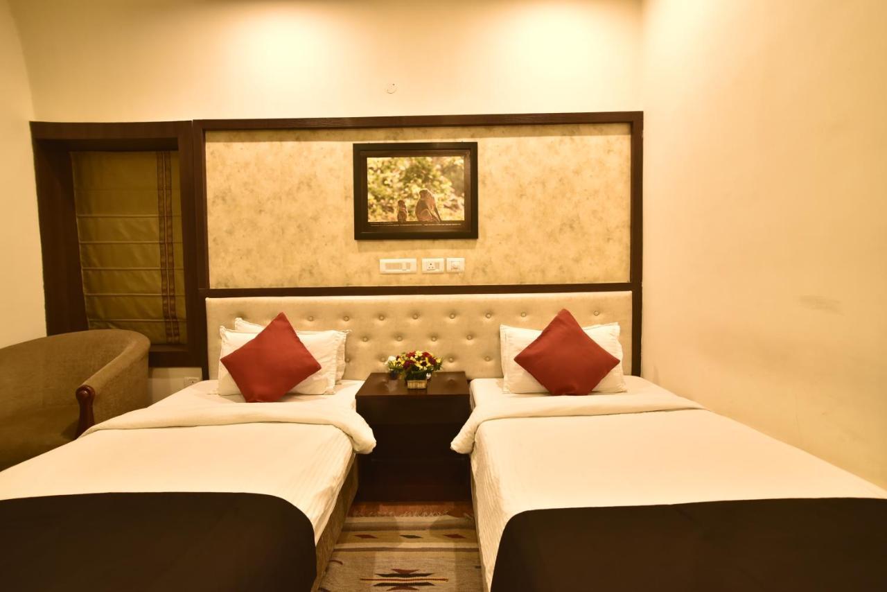 Casa Broadway-A Boutique Hotel コルカタ エクステリア 写真