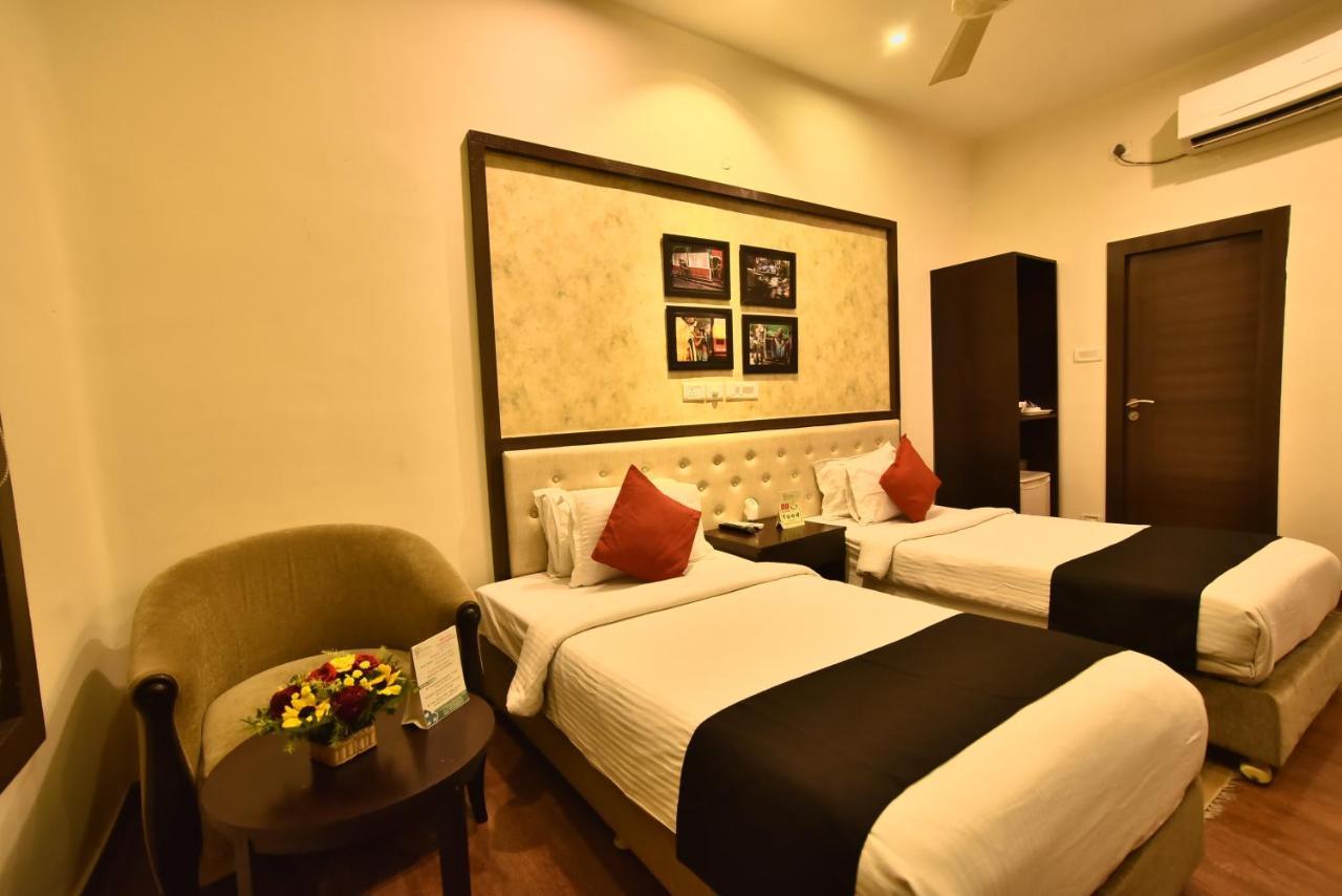 Casa Broadway-A Boutique Hotel コルカタ エクステリア 写真
