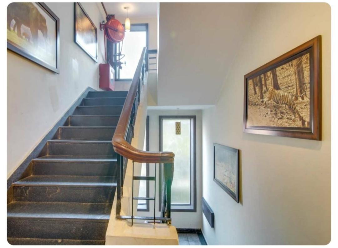 Casa Broadway-A Boutique Hotel コルカタ エクステリア 写真